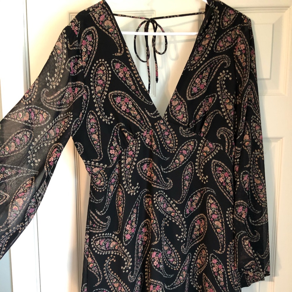 Forever 21 Long Sleeved Floral Dress